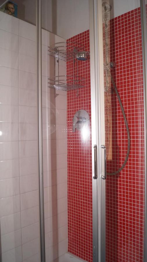 Bed And Breakfast Da Nonna Ezia 알벤가 외부 사진